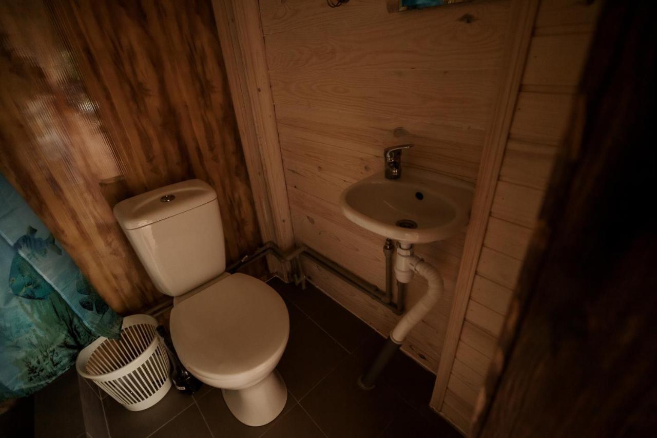 Sadyba U Gansa Svityaz' Buitenkant foto