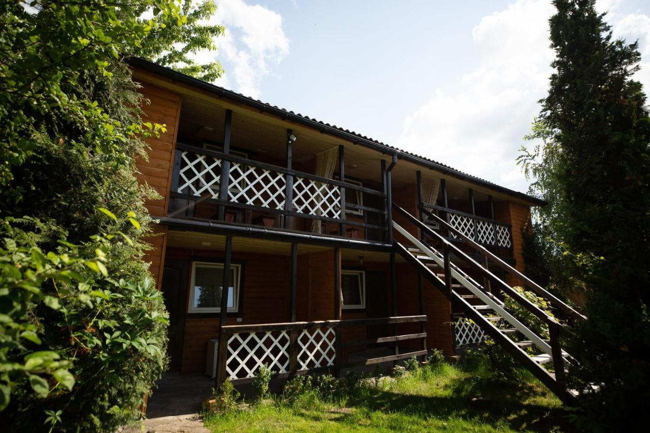 Sadyba U Gansa Svityaz' Buitenkant foto