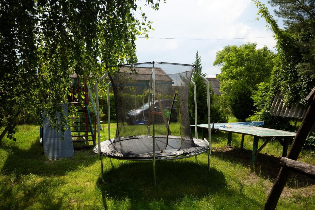 Sadyba U Gansa Svityaz' Buitenkant foto