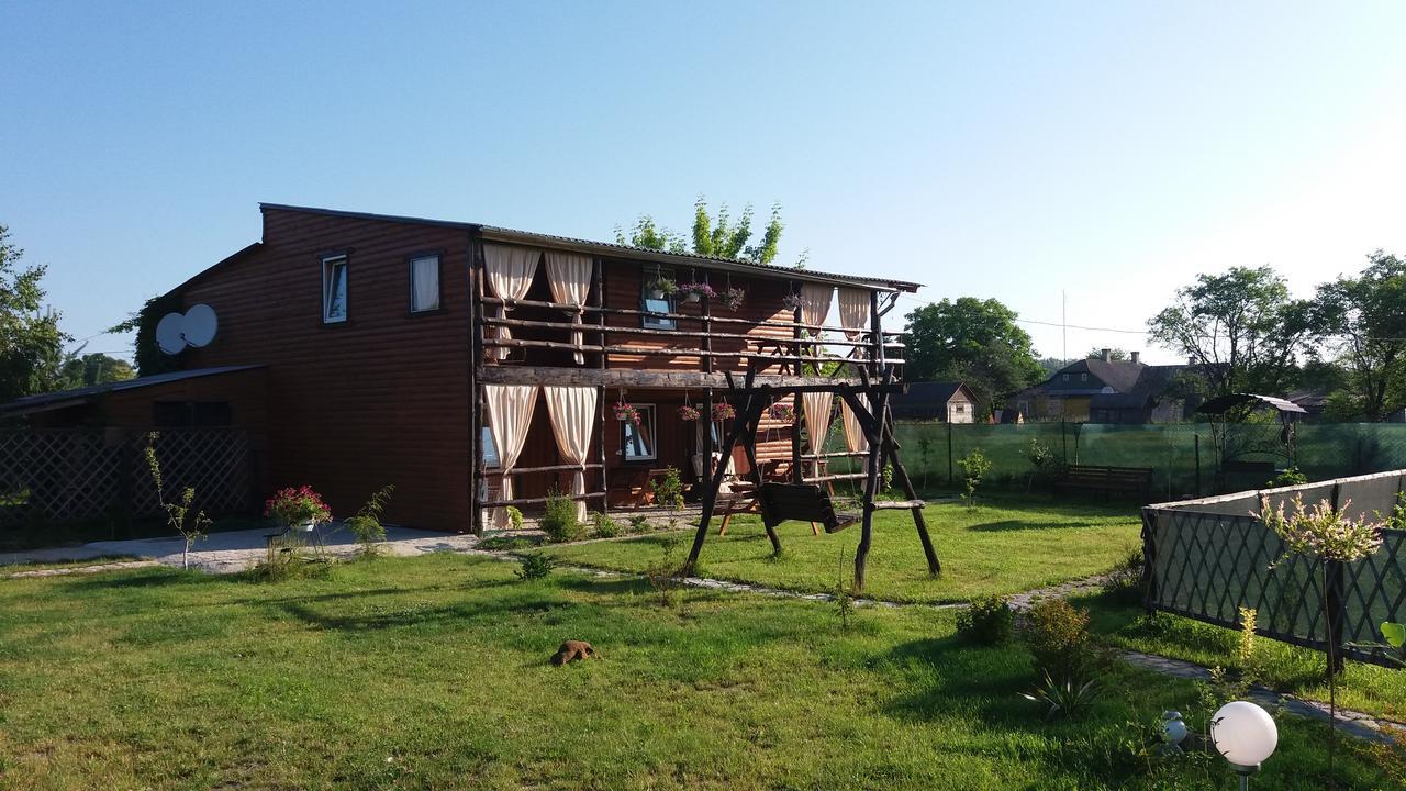 Sadyba U Gansa Svityaz' Buitenkant foto