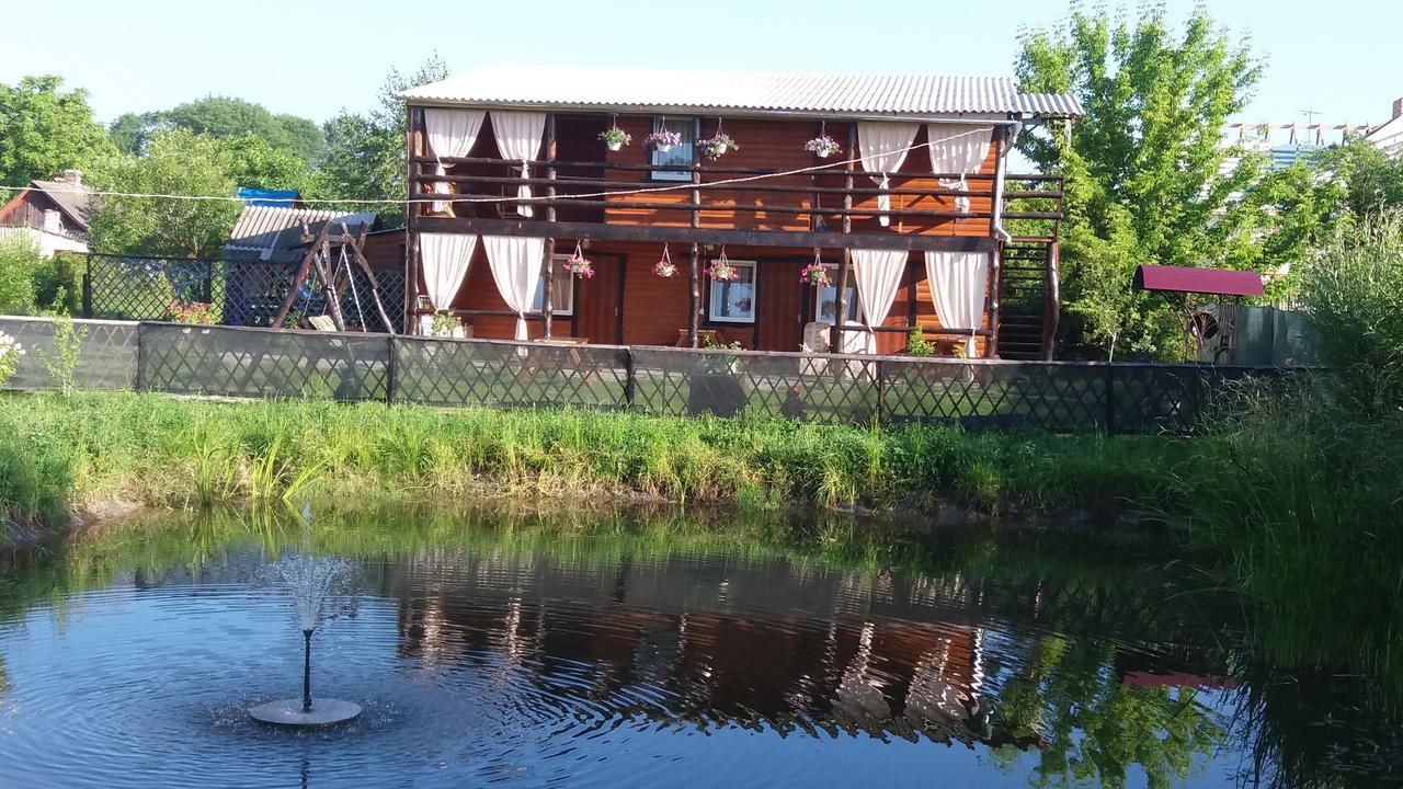 Sadyba U Gansa Svityaz' Buitenkant foto
