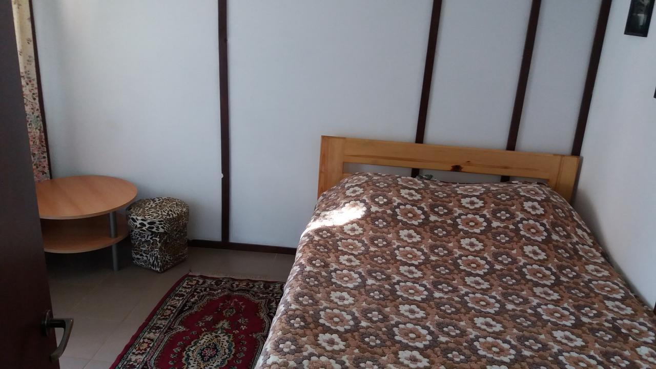 Sadyba U Gansa Svityaz' Buitenkant foto