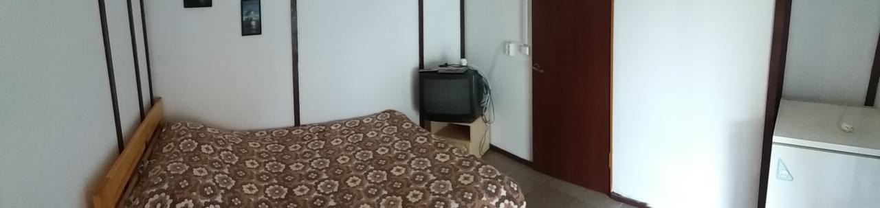 Sadyba U Gansa Svityaz' Buitenkant foto